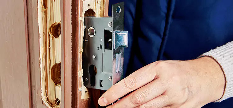 Garage Door Lock Replacement Massapequa